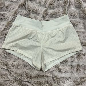 white lululemon shorts